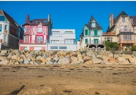 Charmante Maison Du Vieux Coutainville, A 15mn A Pied De La Mer, Classee 3 Etoiles * Agon-Coutainville