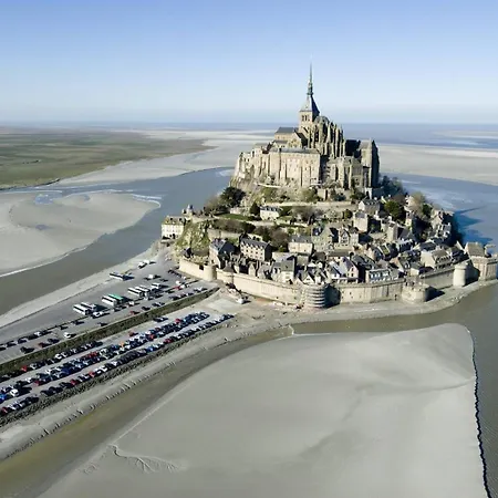 Feriehus Charmante Maison Du Vieux Coutainville, A 15mn A Pied De La Mer, Classee 3 Etoiles *