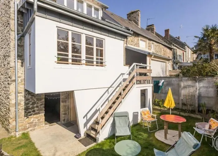 Dom wakacyjny Charmante Maison Du Vieux Coutainville, A 15mn A Pied De La Mer, Classee 3 Etoiles